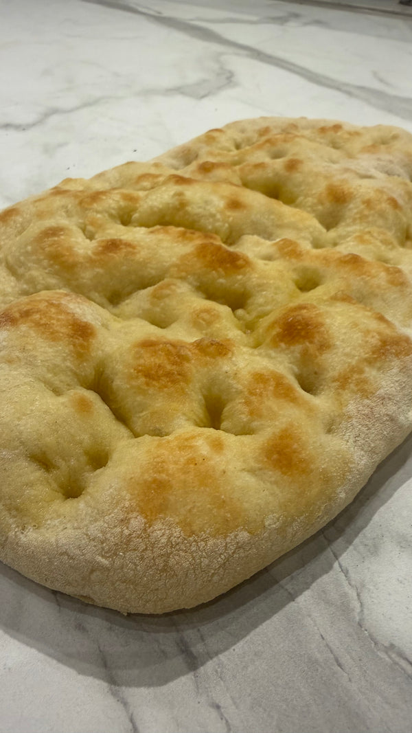 Alto Forno Pinsa sourdough base close-up on marble